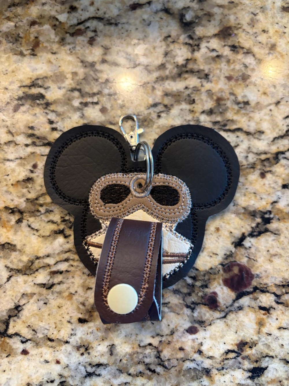Star Wars Rey mouse ear holder keychain